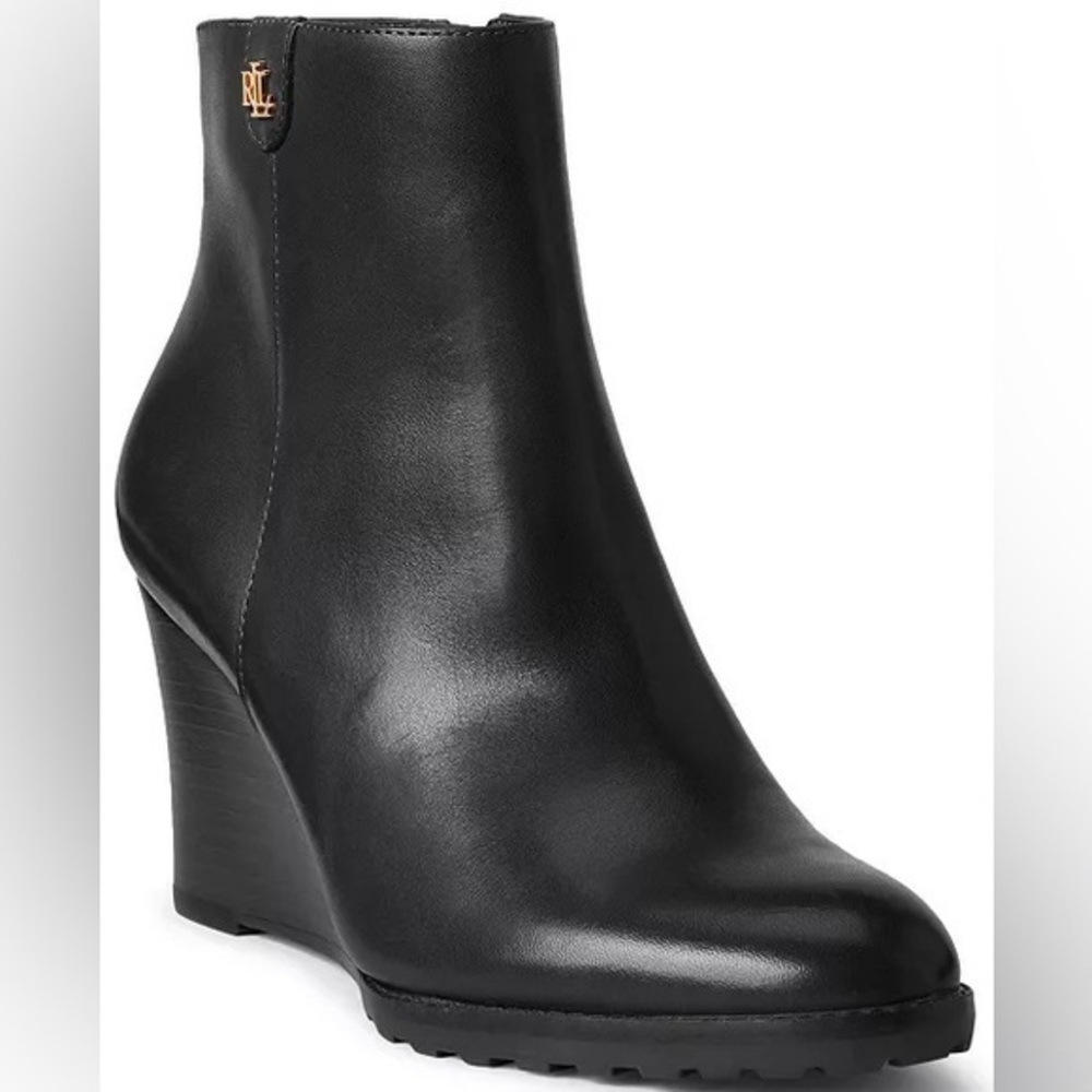 Lauren Ralph Lauren Shaley Calfskin Wedge Bootie in Black Size 8